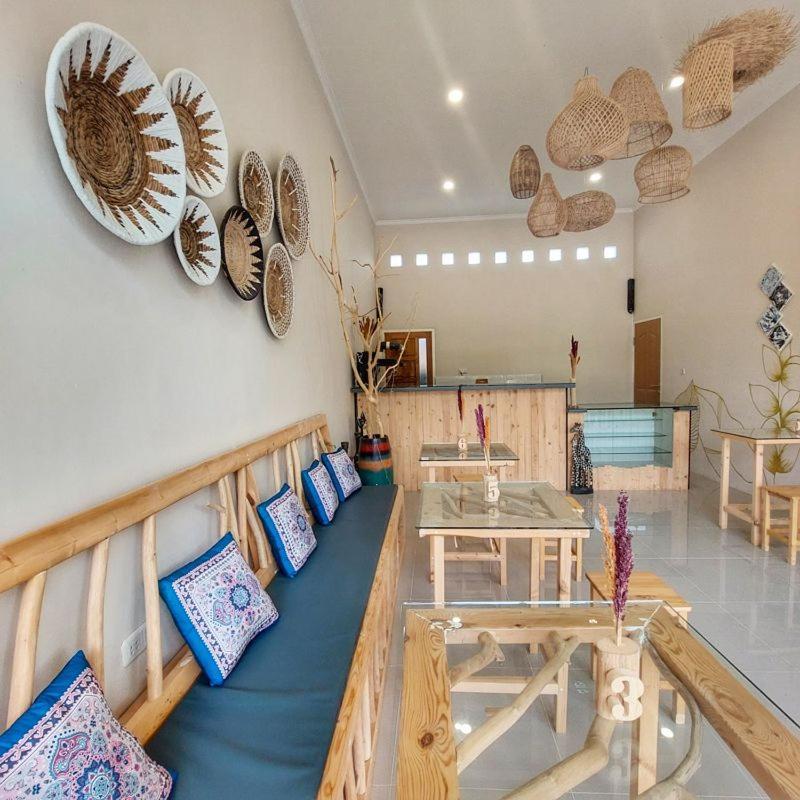 Summerfield Homestay And Cafe Pacitan Dış mekan fotoğraf